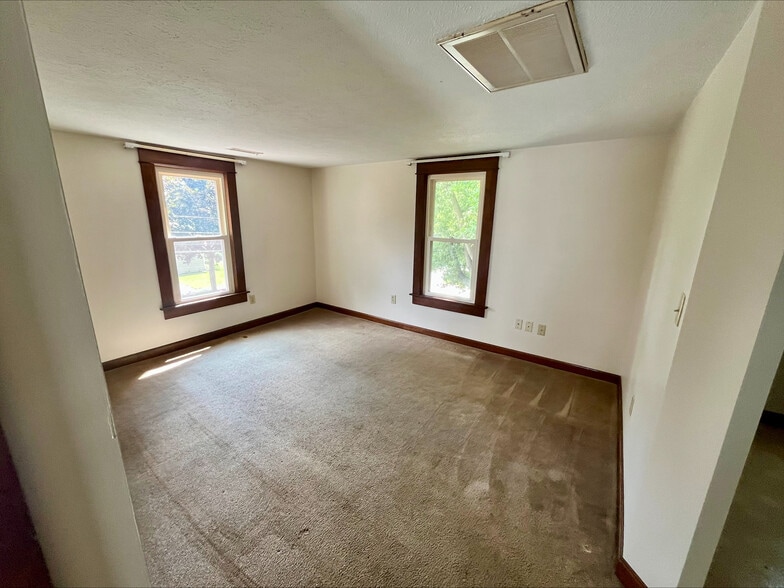 Building Photo - 1163 Carey Ave