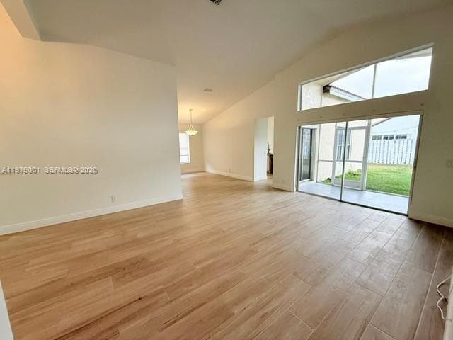 Building Photo - 622 Carrington Ln