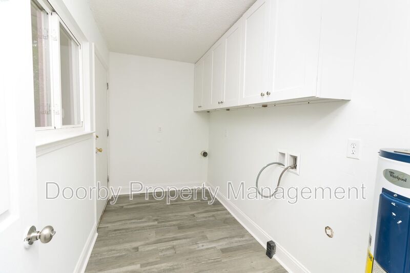 Building Photo - 4831 Bonny Lake Ln