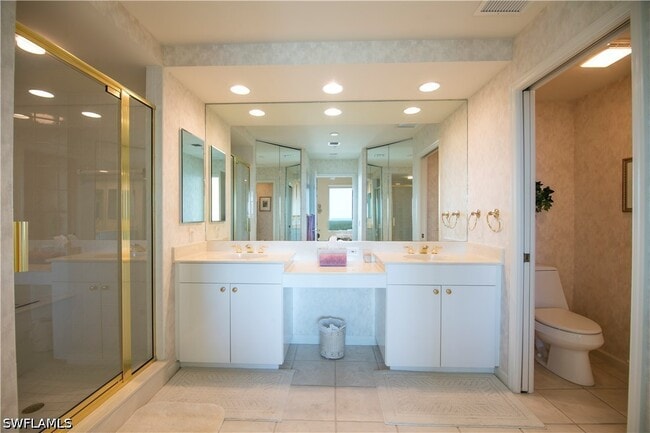 Building Photo - 430 Cove Tower Dr