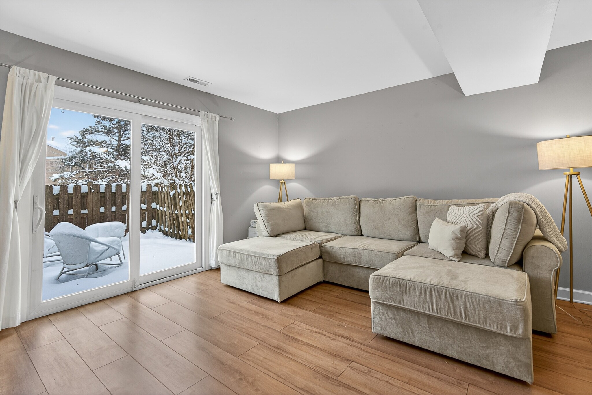 Building Photo - 1391 Sherwood Ct