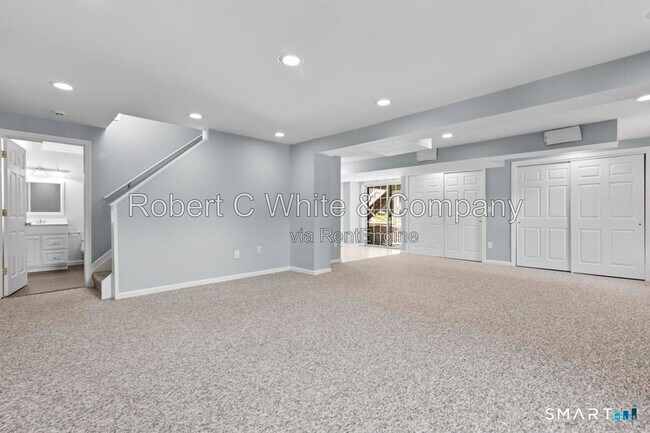 Building Photo - 155 Beardsley Rd