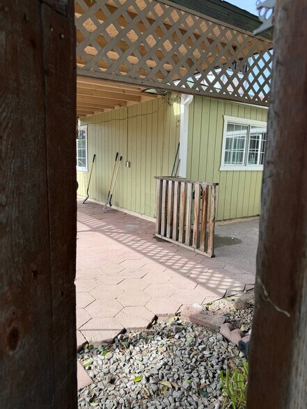 Building Photo - 2065 Colt Dr
