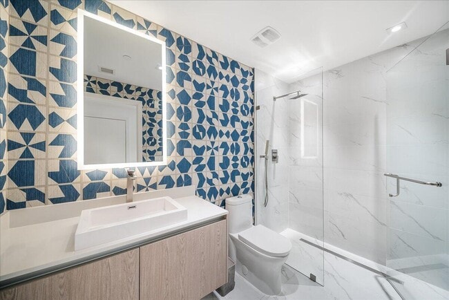 Building Photo - 3100 N Ocean Dr