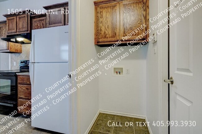 Building Photo - 1505 Rangeline Rd