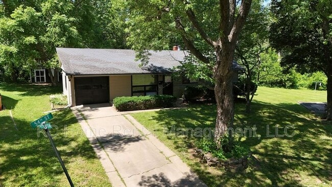 Building Photo - 5336 Appleton Ave