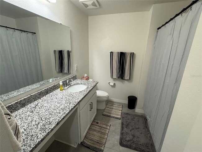Building Photo - 922 Birch Dr