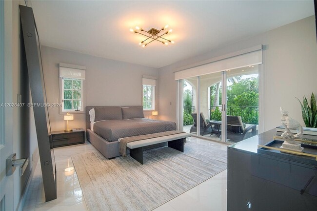 Building Photo - 19211 Fisher Island Dr