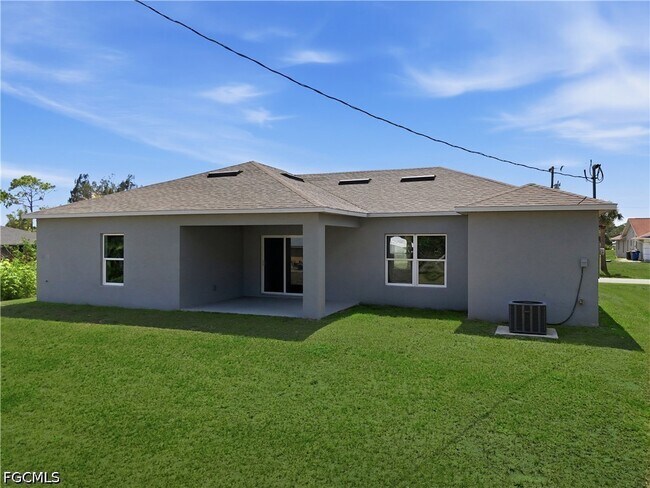 Building Photo - 1406 Ford Cir