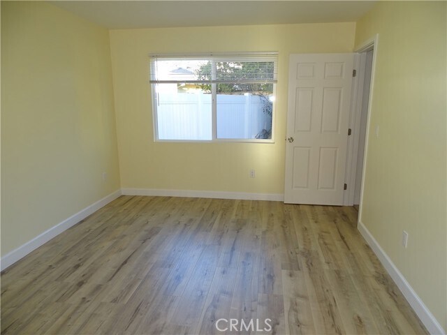 Building Photo - 16432 Halsted St