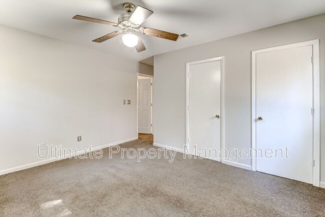 Building Photo - 402 Kingston Rd