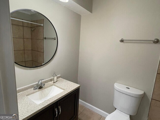 Building Photo - 3191 Abbeywood Dr