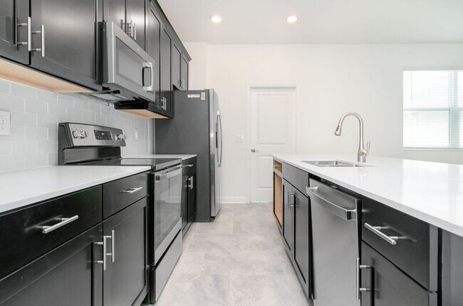 Building Photo - 5649 Quiet Palm Lp