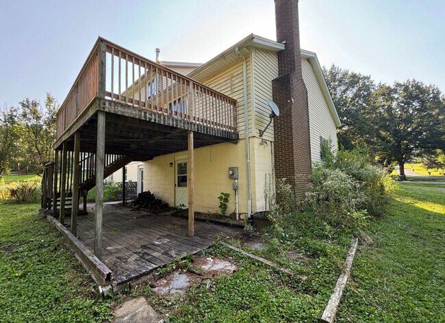 Building Photo - "Coming Soon" 4 + 2.5 SFH in Monrovia on a...