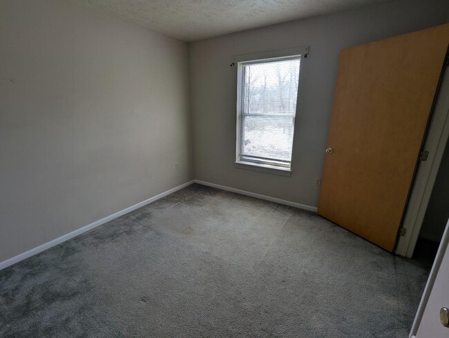 Building Photo - 343 Cherrydale Ave