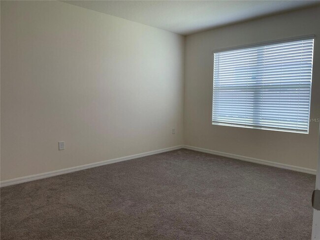 Building Photo - 5535 Hollingworth Trl