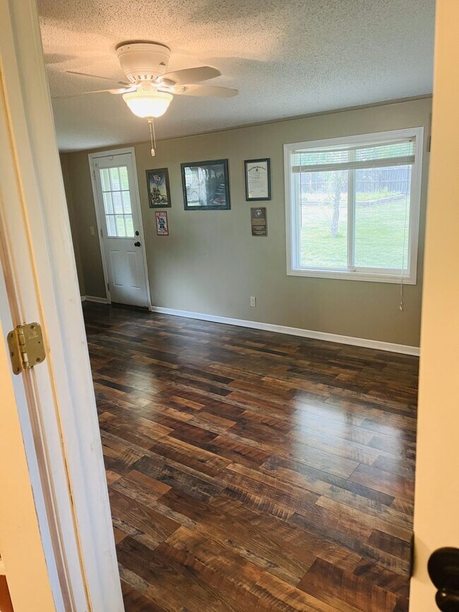 Building Photo - 14255 Camden Ln