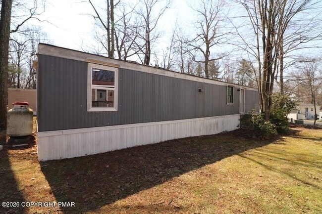 Building Photo - 238 Birchwood Ln