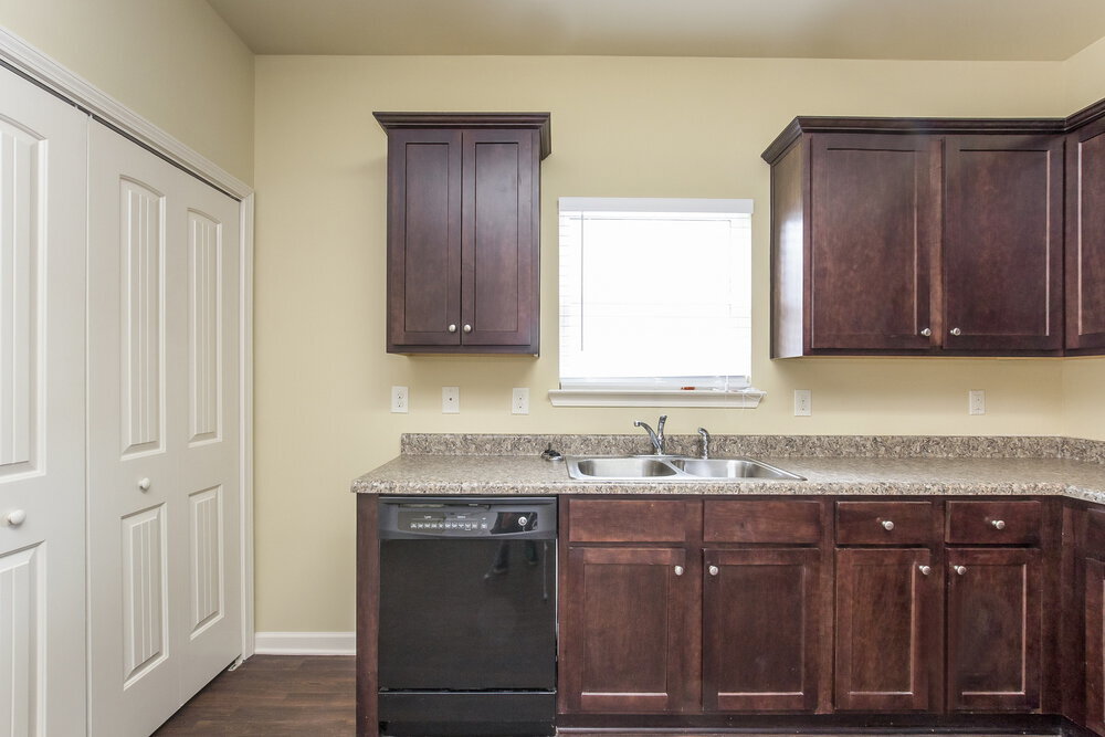 Building Photo - 534 Lobdale Falls Dr