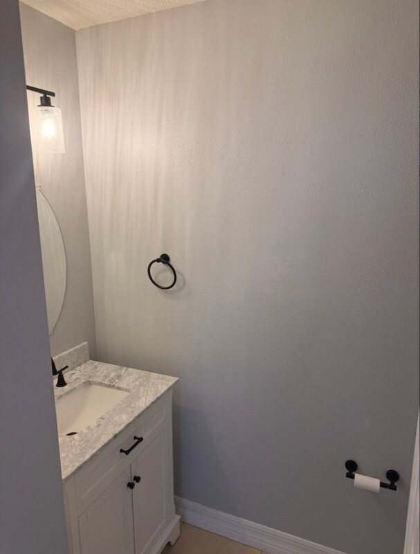 Building Photo - 531 Hedgewood Dr