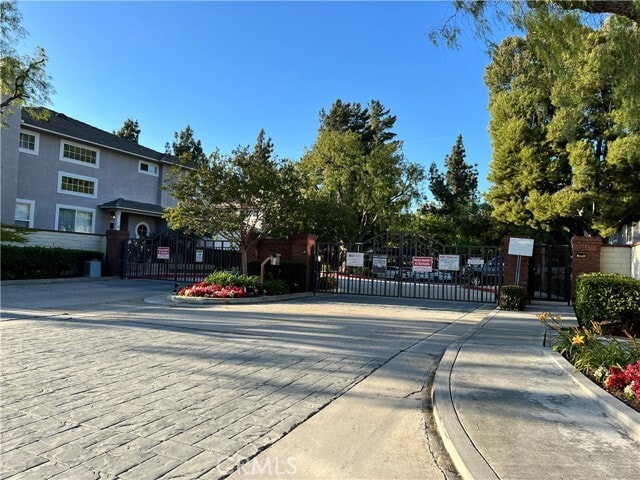 Building Photo - 17765 Redford Pl