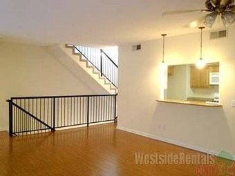 Primary Photo - 9650 Sepulveda Blvd