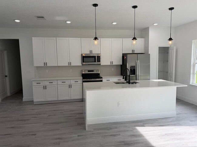 Building Photo - 13430 SW 88th St