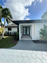 Building Photo - 3335 SW 65th Ave