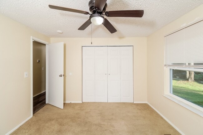 Building Photo - 3004 Windwood Pl