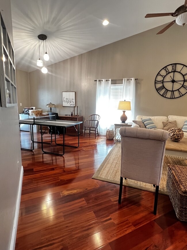 Building Photo - 9421 Old Hickory Cir