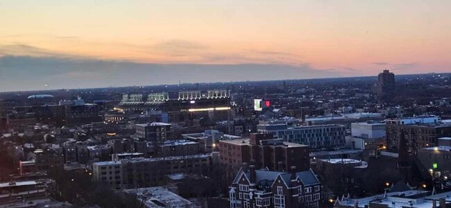 Building Photo - 555 W Cornelia Ave