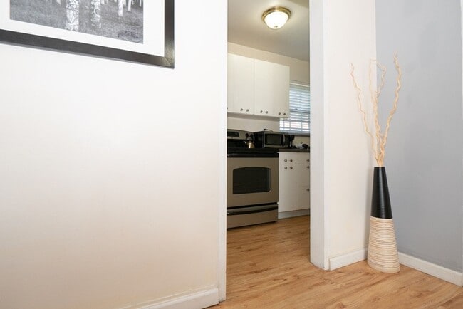 Interior Photo - Shadyside at Home Apartments