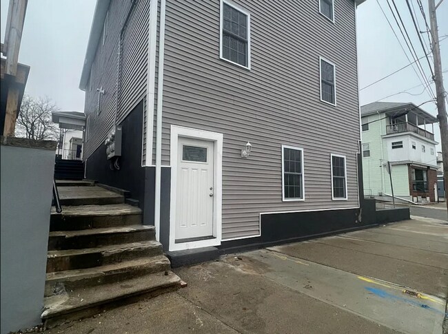 Building Photo - 92 Greenville Ave