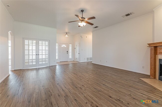 Building Photo - 3603 Salt Fork Dr