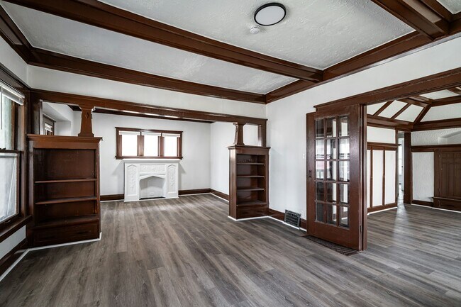 Building Photo - 3180 N 15th St