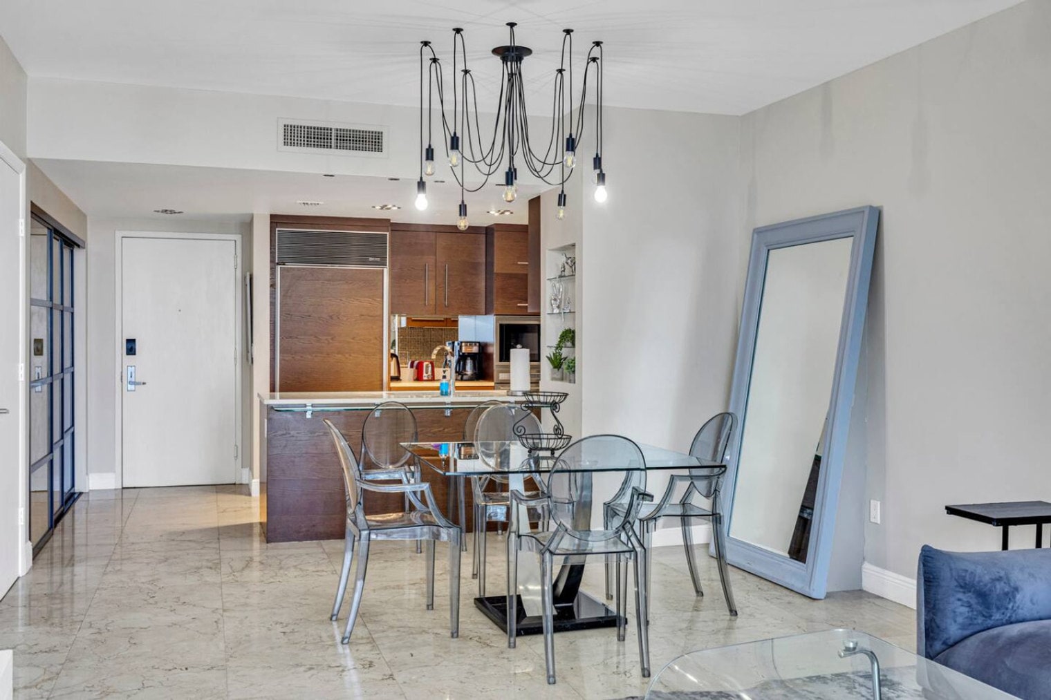 Building Photo - 481 Brickell Ave