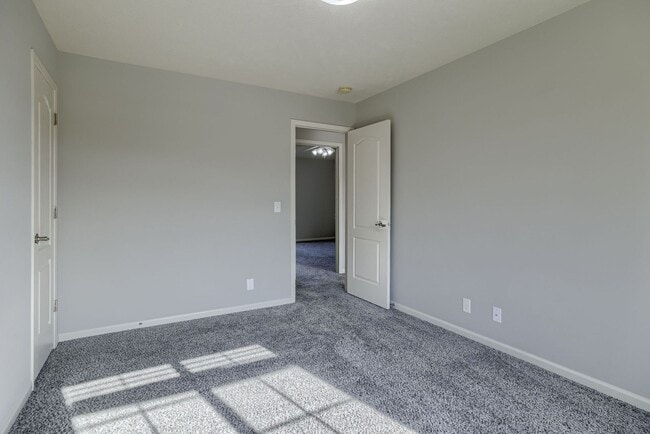 Building Photo - Must See 3 Bedroom In Millard School District!!