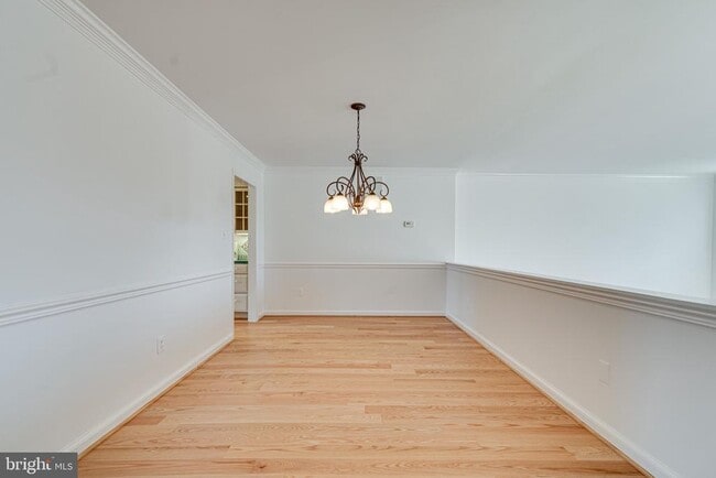 Building Photo - 1423 McLean Mews Ct