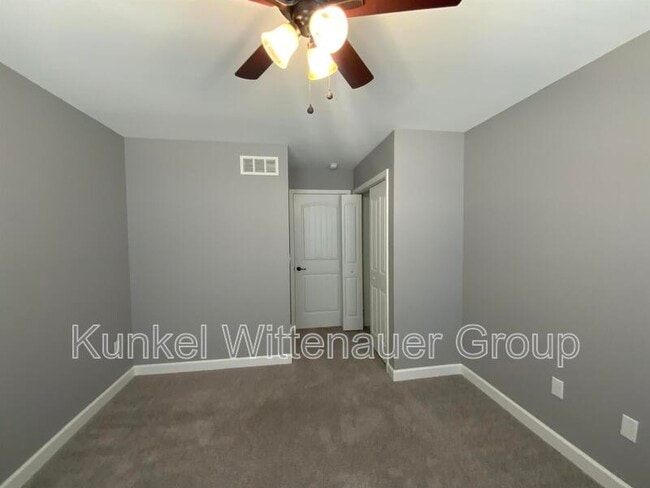 Building Photo - 7024 Milburn Estates Dr