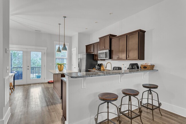 Building Photo - 3651 Watch Hill Way