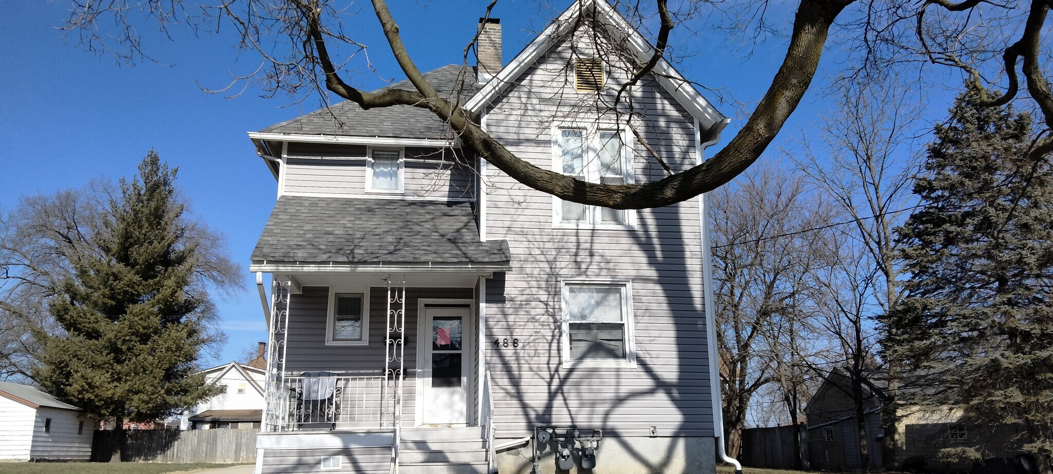 Building Photo - 488 Columbia Ave