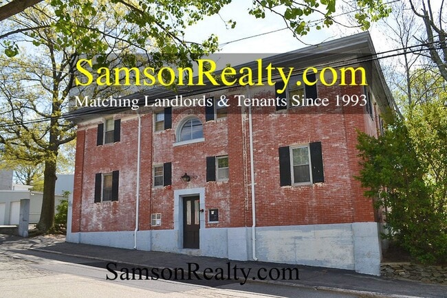 Building Photo - 41 Jenckes St