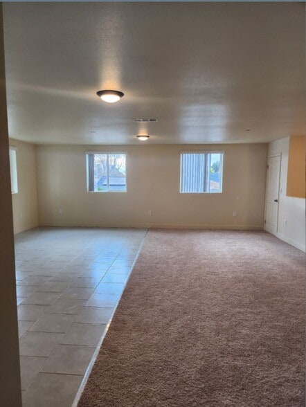 Building Photo - 4828 McKinley Ave