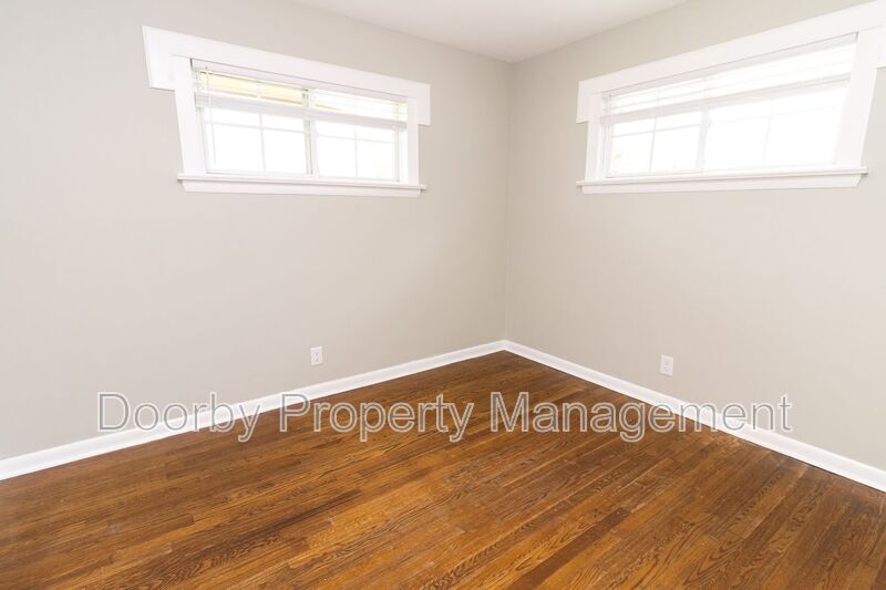 Building Photo - 2418 Hickory Valley Rd