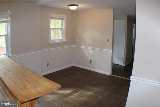 Building Photo - 7012 Galgate Dr
