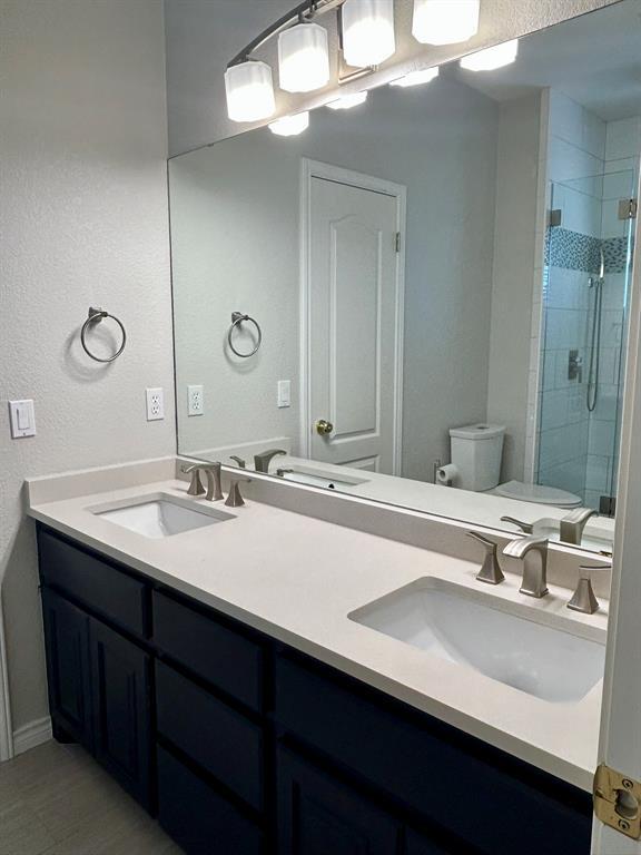 Building Photo - 121 Post Oak Ln