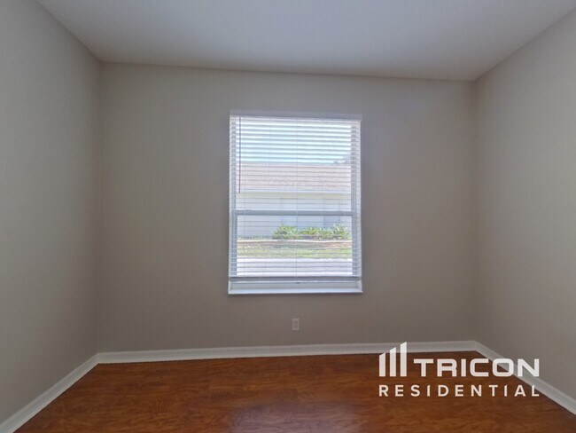 Building Photo - 33246 Irongate Dr