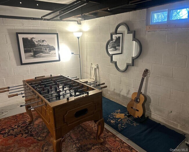 Building Photo - 9 Johnston Rd