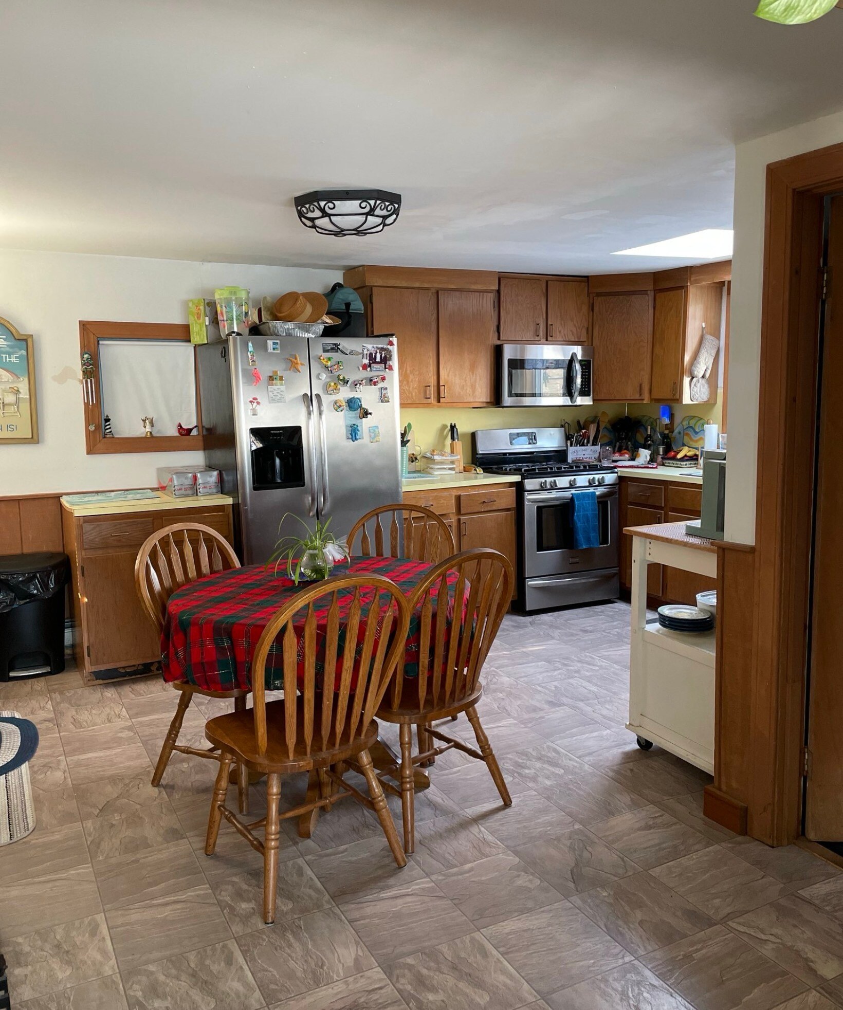 Building Photo - 8 8th St