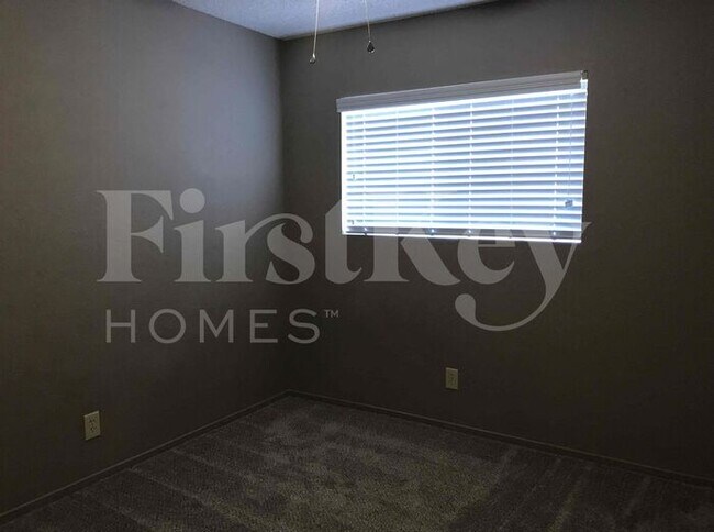 Building Photo - 419 Rutherford Cir